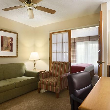 Country Inn & Suites By Radisson, Columbus Airport, Oh Exterior photo